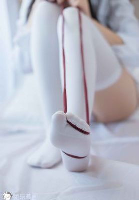 扒开美女狂揉下部