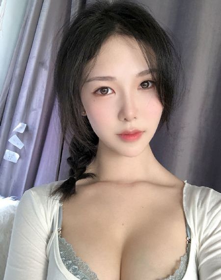 邻居家的姐姐