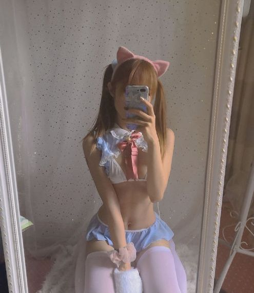 在厨房里征服美艳老师视频