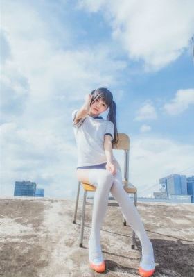 一二三四免费电影